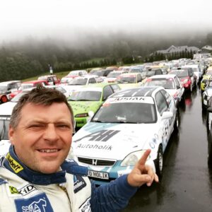 Szkoła Jazdy Autoholik na starcie w rajdzie